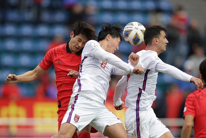 包含汉城FC首次晋级亚洲足球冠军赛四强的词条