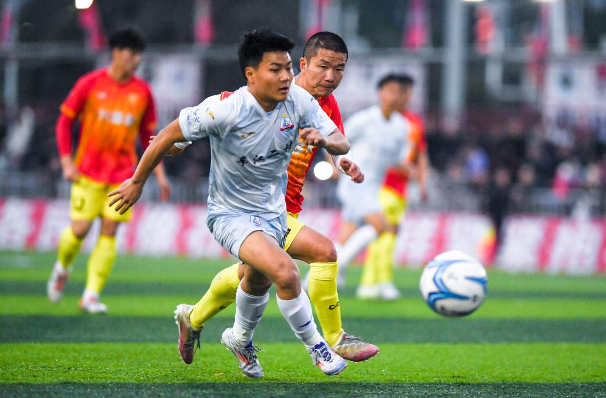 贵州队在比赛中成功晋级八强 贵州队在比赛中成功晋级八强